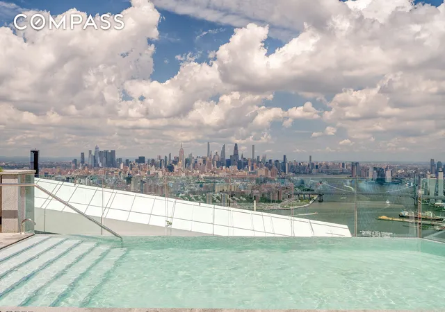 1st image of 1 City Pt, New York, NY 11201