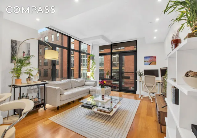 Listing Photo 2 - Condo for sale in building located at 47 Brg St, New York City, NY 11201 - Unit #3D