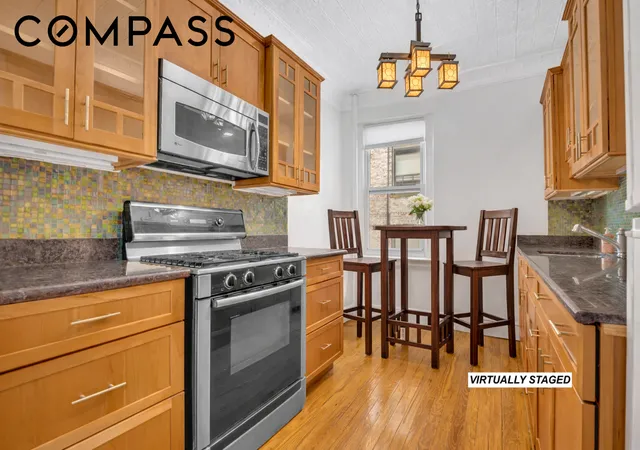 Homes for sale in New York City, NY | 720 W 173Rd St, New York City, NY 10032