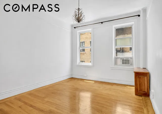 2nd image of 720 W 173Rd St, New York City, NY 10032