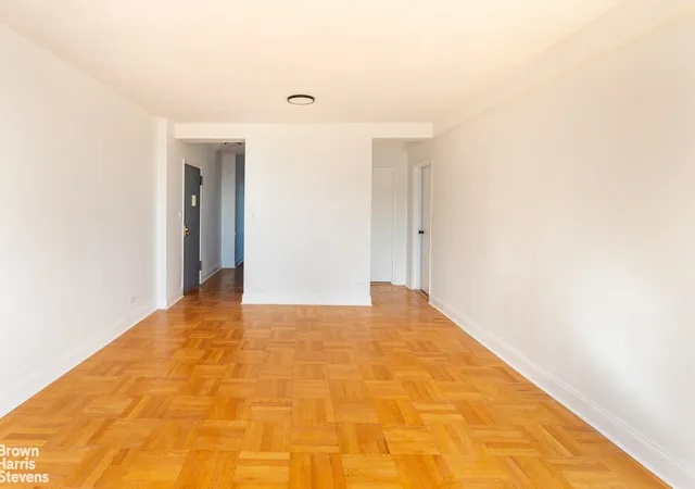 3rd image of 3725 Henry Hudson Pkwy #12D, Bronx, NY 10463 | MLS# RLS20065149