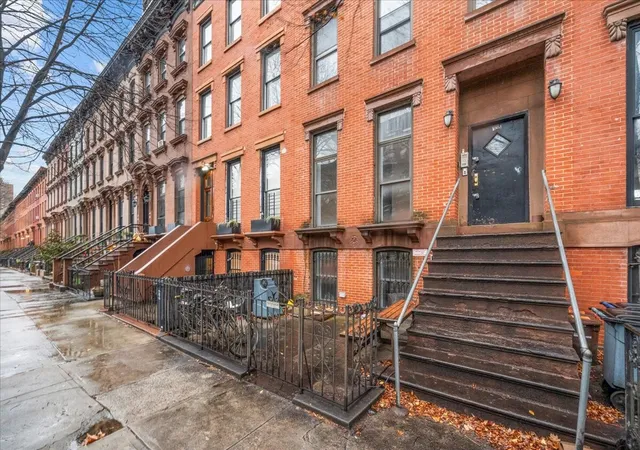 Photo 2 of Sale Pending at 135 St James Pl #HSE, New York City, NY 11238 | MLS# RLS20065213 | Listing updated on 2026-07-30