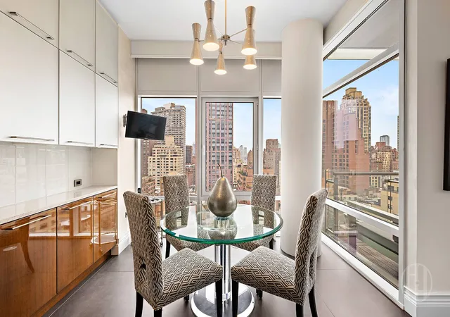 5th image of 310 E 53Rd St, New York City, NY 10022