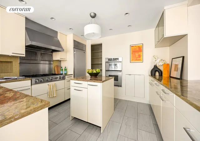 Photo 4 of House for sale at 344 W 23rd Street #GLE, New York, NY 10011 | MLS# RLS20065257 | Listing updated on 2026-05-03