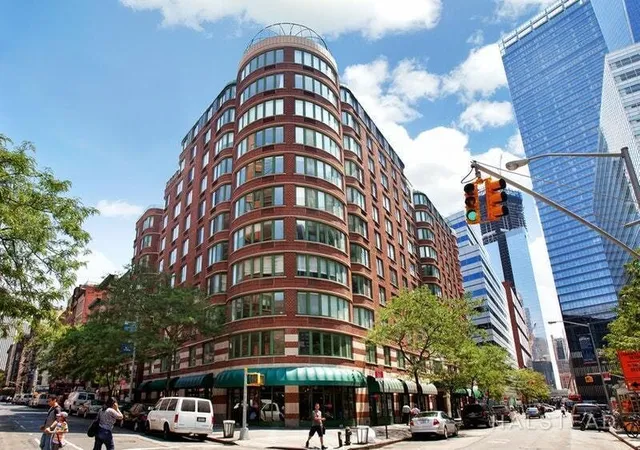 Photo 3 of Sale Pending at 295 Greenwich St #4N, New York, NY 10007 | MLS# RLS20065291 | Listing updated on 2026-07-03