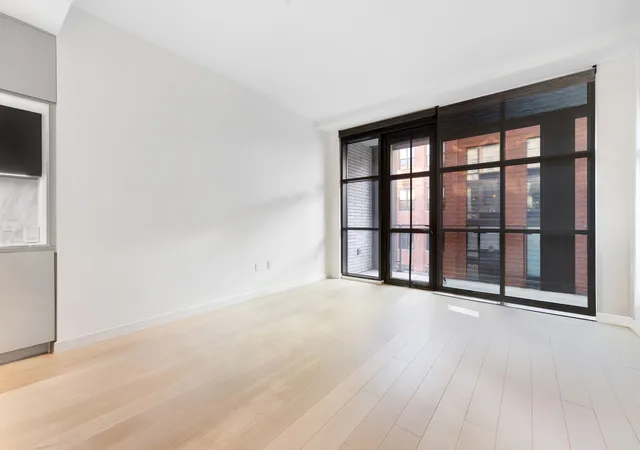 Photo 4 of House for sale at 215 N 10th Street #4D, Brooklyn, NY 11211 | MLS# RLS20065300 | Listing updated on 2026-03-01