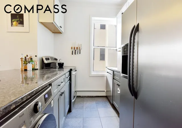Listing Photo 4 - Condo for sale in building located at 566 Prospect Pl, New York City, NY 11238 - Unit #3B