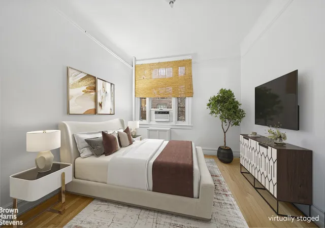 5th image of 125 W 12Th St #2C, New York City, NY 10011 | MLS# RLS20065439