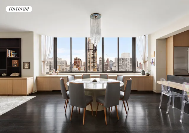 4th image of 200 E 65Th St, New York City, NY 10065
