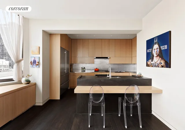 5th image of 200 E 65Th St, New York City, NY 10065