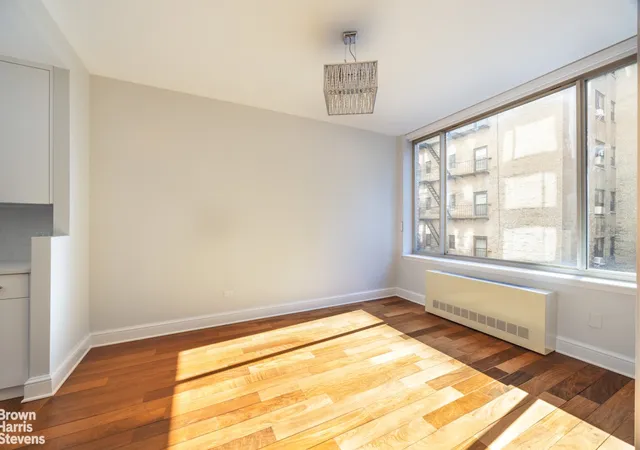 Photo 3 of House for sale at 308 E 72nd Street #3D, New York, NY 10021 | MLS# RLS20065473 | Listing updated on 2026-02-24