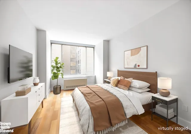 Photo 4 of House for sale at 308 E 72nd Street #3D, New York, NY 10021 | MLS# RLS20065473 | Listing updated on 2026-02-24