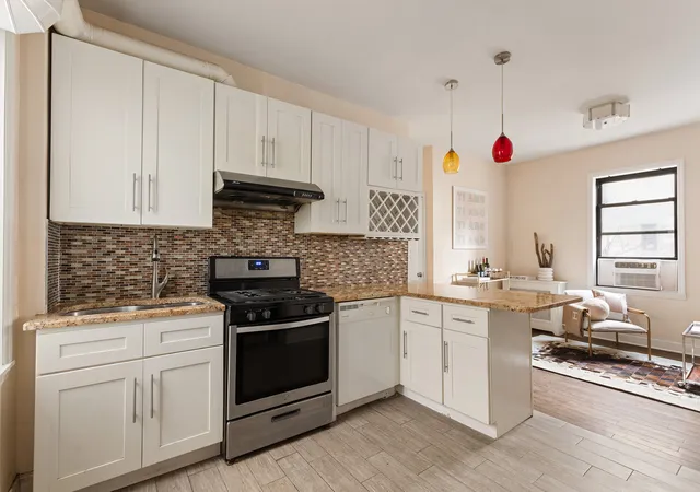 2nd image of 21 16 35th St #3G, Astoria, NY 11105 | MLS# RLS20065497