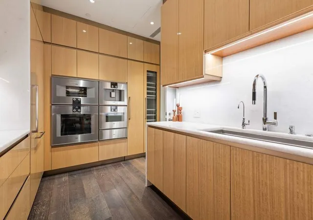 Photo 4 of House for sale at 35 Hudson Yards #6102, New York, NY 10001 | MLS# RLS20065616 | Listing updated on 2026-04-08
