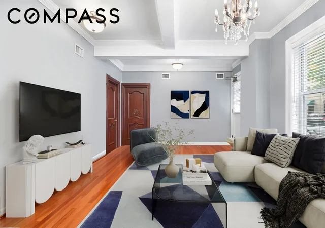 Homes for sale in New York City, NY | 975 Park Ave #1CD, New York City, NY 10028 | MLS# RLS20065983