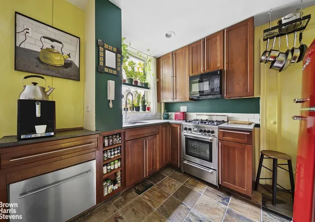 Photo 1 of Condo for sale at 155 E 91st Street #5C, New York, NY 10128 | MLS# RLS20066011 | Listing updated on 2026-04-11