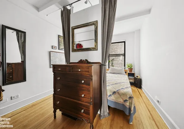 Photo 3 of House for sale at 155 E 91st Street #5C, New York, NY 10128 | MLS# RLS20066011 | Listing updated on 2026-04-11