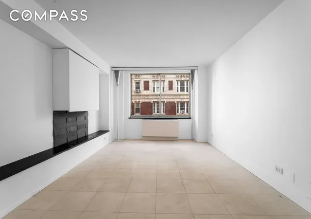Photo 3 of House for sale at 250 W 90th Street #12G, New York, NY 10024 | MLS# RLS20066044 | Listing updated on 2026-04-16