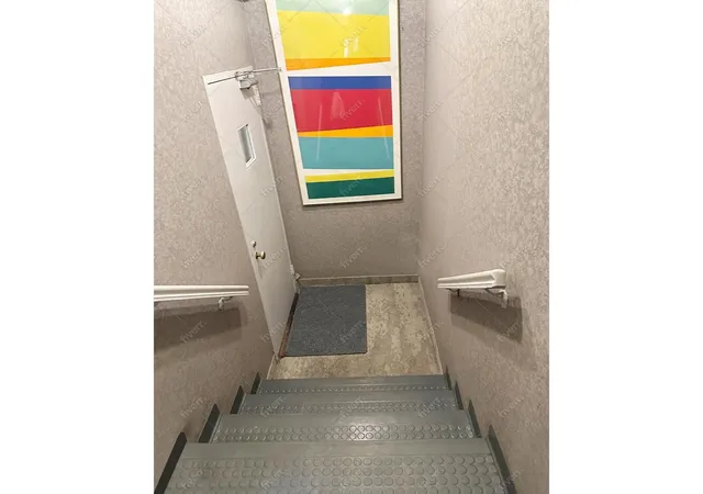 Photo 2 of House for sale at 750 Park Ave #1C, New York, NY 10021 | MLS# RLS20066093 | Listing updated on 2026-04-17
