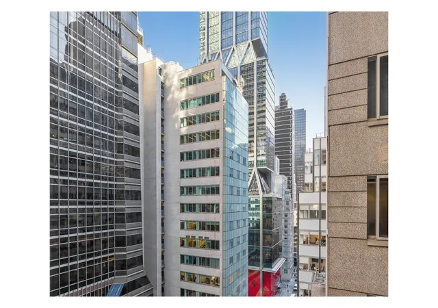 Homes for sale in New York City, NY | 60 E 55Th St #17AD, New York City, NY 10022 | MLS# RLS20066103