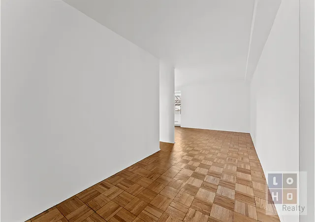 4th image of 473 Fdr Dr, New York, NY 10002