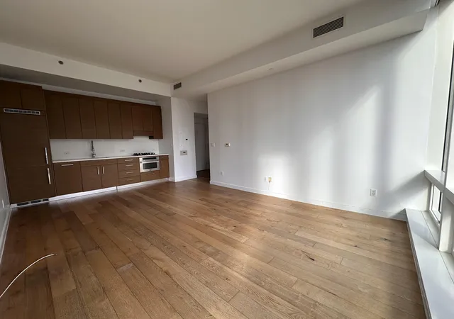 Photo 1 of House for sale at 325 Lexington Ave #21E, New York, NY 10016 | MLS# RLS20066260 | Listing updated on 2026-07-01