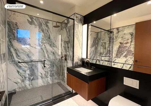 Listing Photo 5 - Condo for sale in Brooklyn Tower located at 9 Dekalb Ave, New York City, NY 11201 - Unit #70A