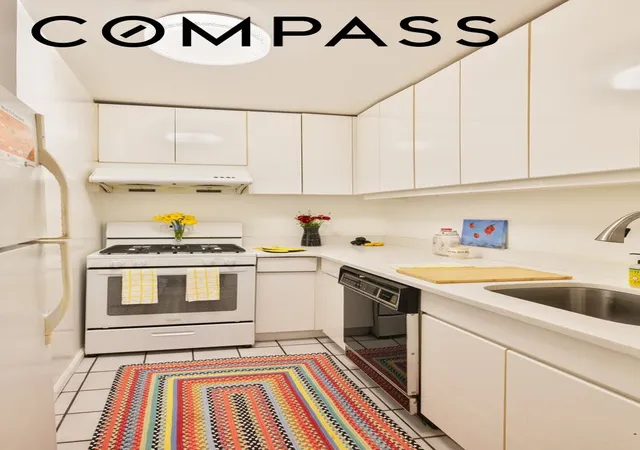 Photo 3 of Condo for sale at 275 Greenwich St #2A, New York, NY 10007 | MLS# RLS20064853 | Listing updated on 2026-06-28