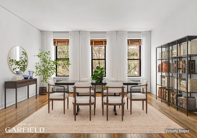 Photo 3 of Mansion for sale at 121 E 61st Street, New York, NY 10065 | MLS# RLS20066517 | Listing updated on 2026-01-12