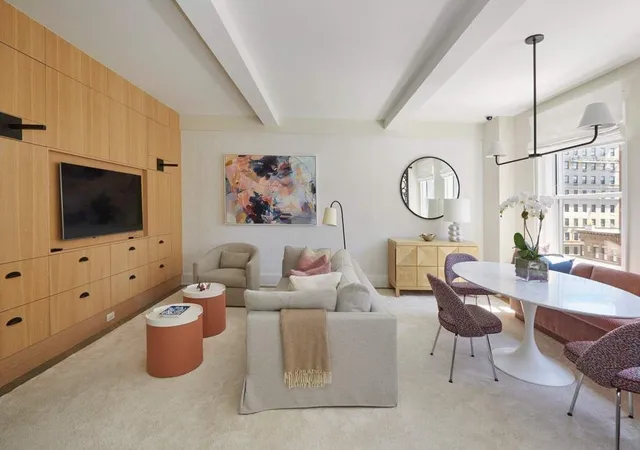 Photo 2 of Sale Pending at 940 Park Ave #8A, New York, NY 10028 | MLS# RLS20066544 | Listing updated on 2026-03-09