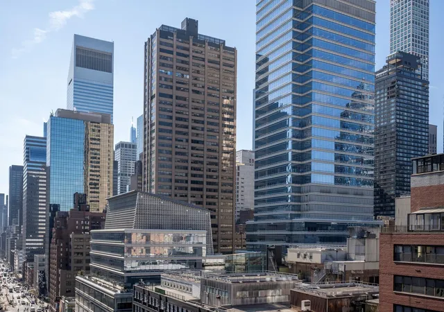 House for sale at 200 E 61st Street #14B, New York, NY 10065 | MLS# RLS20066696 | Listing updated on 2026-04-29