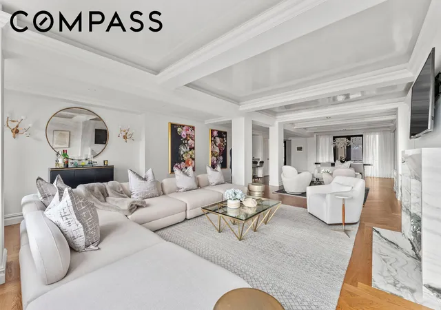 Listing Photo 5 - Condo for sale in Southmoor House located at 230 Central Park S, New York City, NY 10019 - Unit #6DE