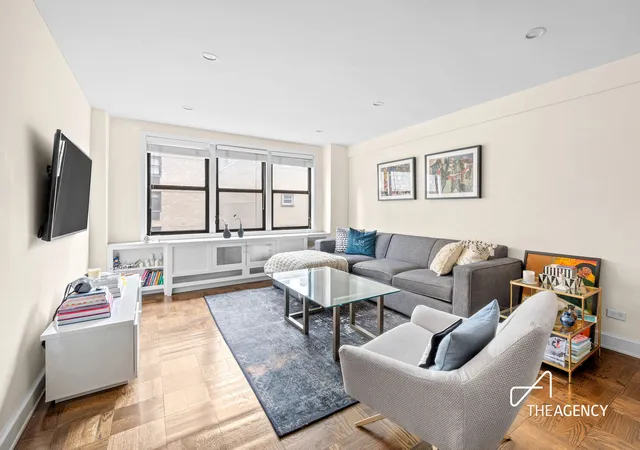 3rd image of 241 E 76Th St #5D, New York City, NY 10075 | MLS# RLS20066872