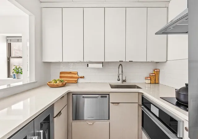 Photo 2 of House for sale at 56 Pine St #15/A, New York, NY 10005 | MLS# RLS20066943 | Listing updated on 2026-06-27