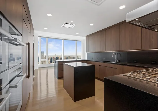 Photo 3 of House for sale at 50 West St #PH58B, New York, NY 10006 | MLS# RLS20066956 | Listing updated on 2026-07-20