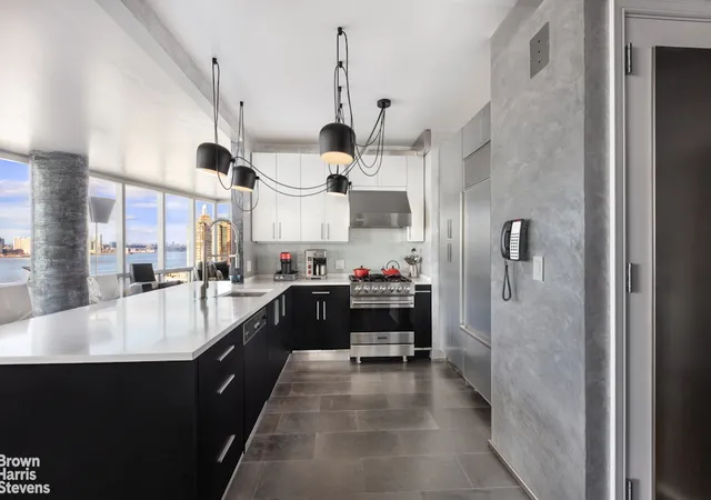 Photo 4 of House for sale at 10 Little W St #17A, New York City, NY 10004 | MLS# RLS20066997 | Listing updated on 2026-03-29