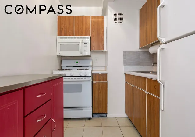 5th image of 107-40 Queens Blvd #16G, Forest Hills, NY 11375 | MLS# RLS20067018
