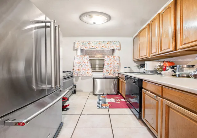 5th image of 180 Van Cortlandt Park S #4-H, Bronx, NY 10463 | MLS# RLS20067326
