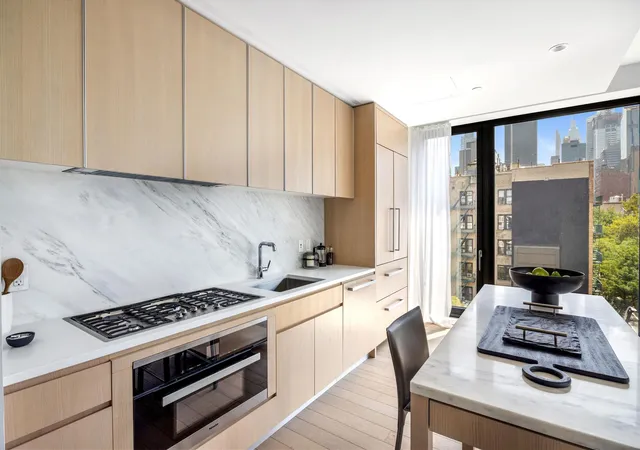 Homes for sale in New York City, NY | 500 W 45Th St #726, New York City, NY 10036 | MLS# RLS20067328