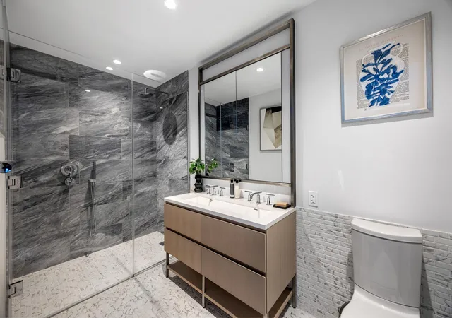 Homes for sale in New York City, NY | 500 W 45Th St #726, New York City, NY 10036 | MLS# RLS20067328