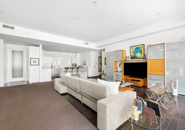 Photo 4 of House for sale at 111 Fulton St #PH111, New York, NY 10038 | MLS# RLS20067420 | Listing updated on 2026-03-25