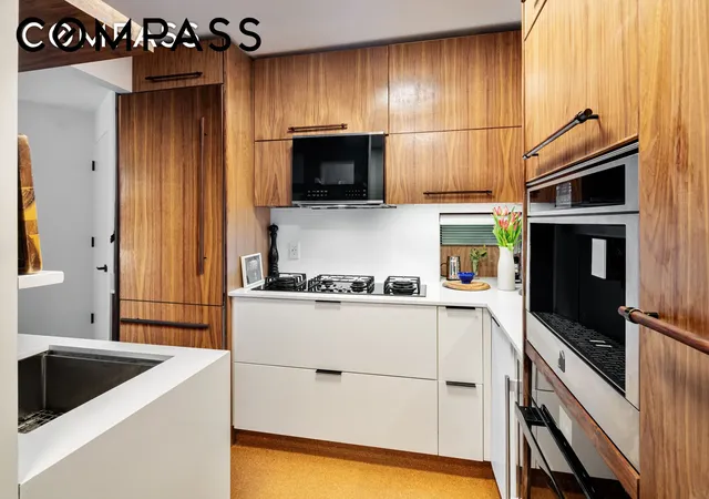 Photo 3 of House for sale at 275 Greenwich St #2C, New York, NY 10007 | MLS# RLS20067427 | Listing updated on 2026-06-14