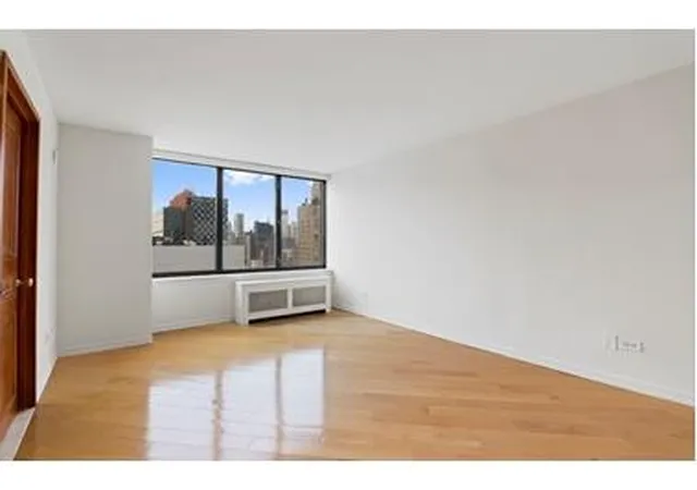 4th image of 422 E 72Nd St #32C, New York, NY 10021 | MLS# RLS20067492