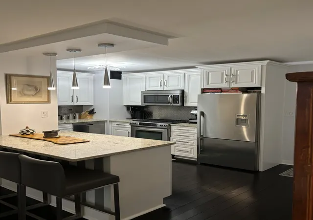 Photo 3 of House for sale at 305 E 40th Street #2M, New York, NY 10016 | MLS# RLS20067622 | Listing updated on 2026-01-31