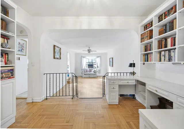 Listing Photo 4 - Condo for sale in building located at 225 E 74Th St, New York City, NY 10021 - Unit #3J