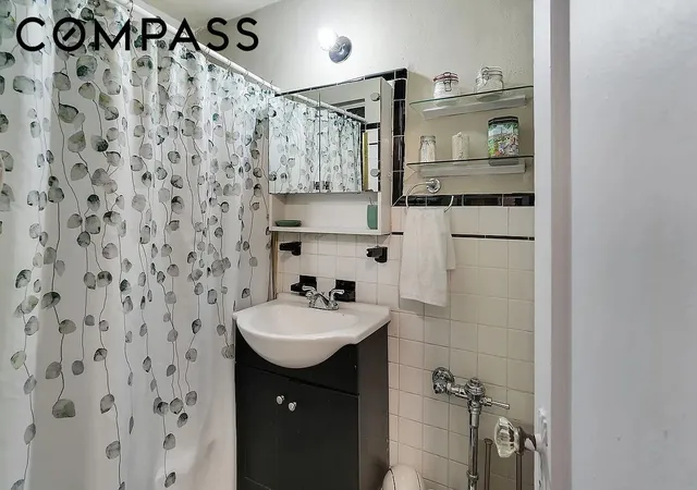 Photo 3 of House for sale at 240 E 24th Street #4G, New York, NY 10010 | MLS# RLS20067829 | Listing updated on 2026-06-20