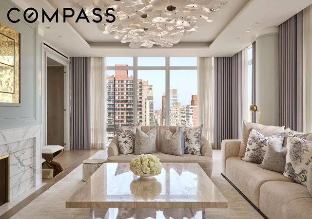 Listing Photo 2 - Condo for sale in building located at 1355 1St Ave, New York City, NY 10021 - Unit #PH2