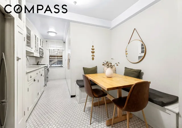 Photo 4 of Sale Pending at 320 Central Park W #1J, New York, NY 10025 | MLS# RLS20067851 | Listing updated on 2026-08-02