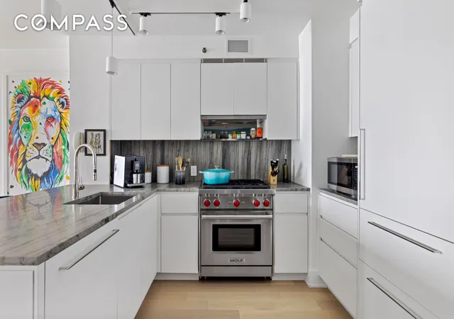 Photo 4 of House for sale at 20 River Ter #7K, New York, NY 10282 | MLS# RLS20068003 | Listing updated on 2026-05-06