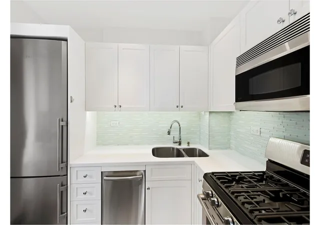 Homes for sale in New York City, NY | 188 E 64Th St #1805, New York City, NY 10065 | MLS# RLS20068005